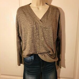 Active USA lightweight sweater